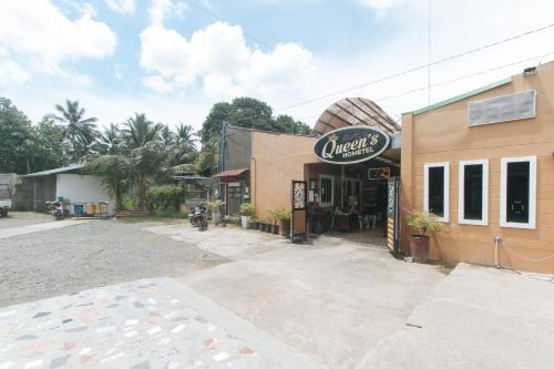 Queens Hometel by Oyo Rooms