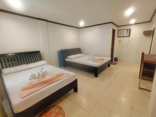 D' Elmer's Resort and Convention Hotel