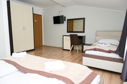 Motel Plaza