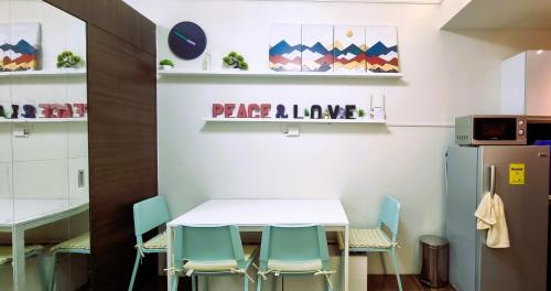 Cozy And Modern Comforts at Air Residences Makati