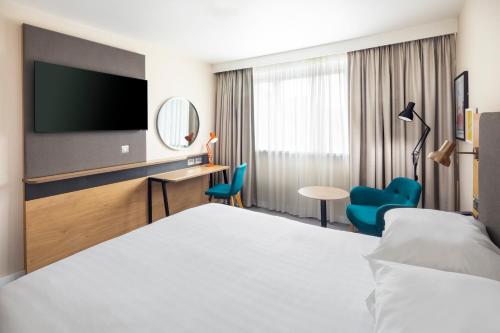 Holiday Inn London Gatwick Airport