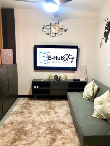 Luxurious Deluxe Apartment - EhubStay Mactan Cebu - Saekyung Condo Looc