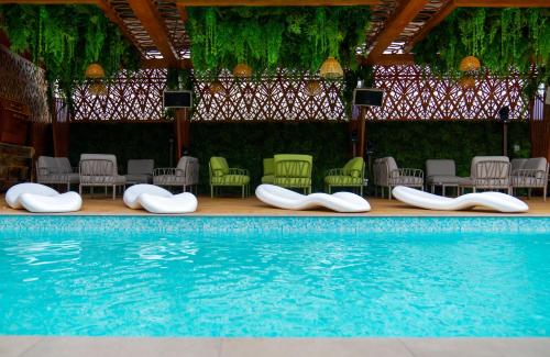 La Villa Hill Resort