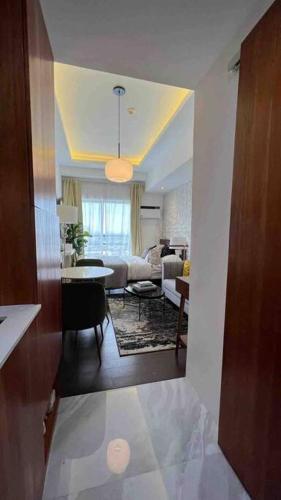 Elegant & Unique space The Loop 21st floor