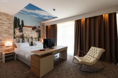 Hotel Nar