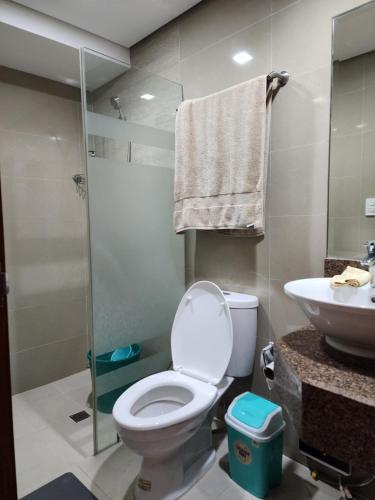 Eastwood LeGrand 3 Eastwood City, Quezon City