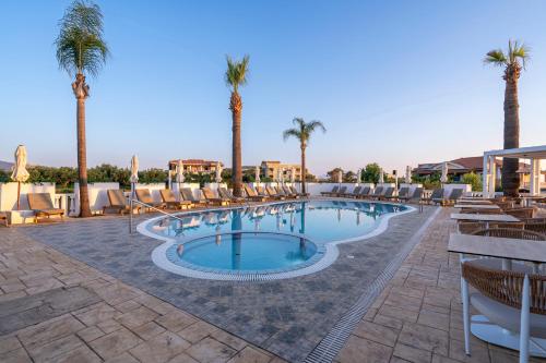 Arkadia Luxury Hotel Apartments