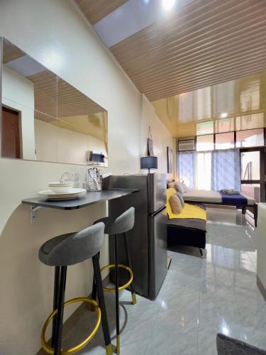 Complete Amenities Cozy Studio with Balcony