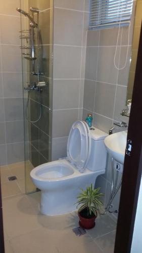 Megaworld iloilo city, one madison luxury residences