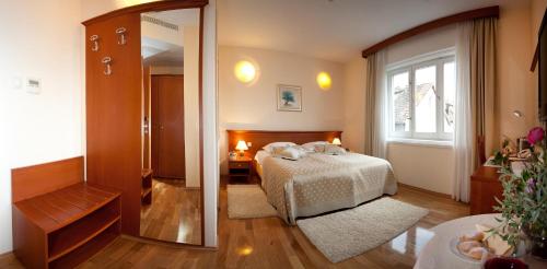 Royal Suites