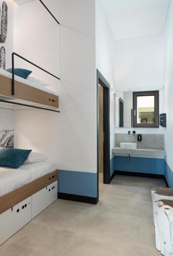 Cocoon City Hostel