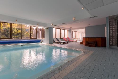 Vila Pinul Si Mesteacanul