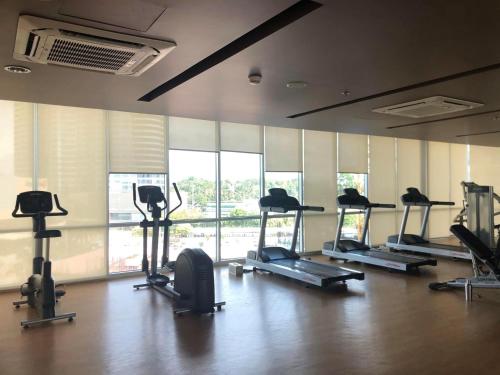 Abreeza Place WIFI & Netflix