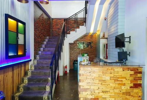 Estancia Roadside Inn by RedDoorz