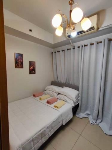 Rosver Hideaway Near MOA