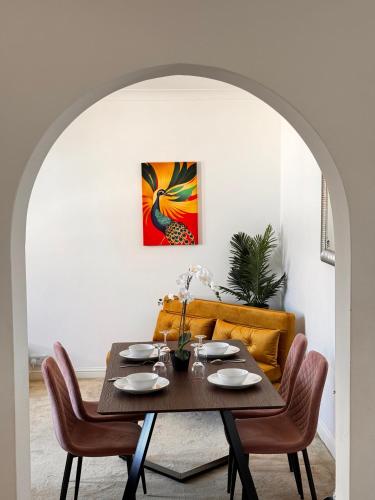 Serene Ocean Side Apartment BTN