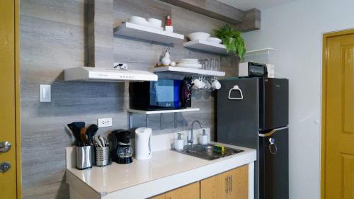 Lm's Retreat 2BR Condo Unit Marina Spatial