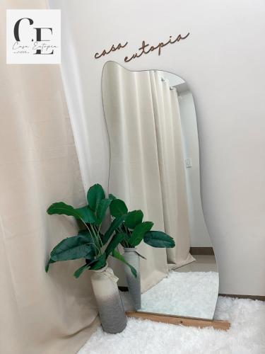 2BR WITH BALCONY Casa Eutopia