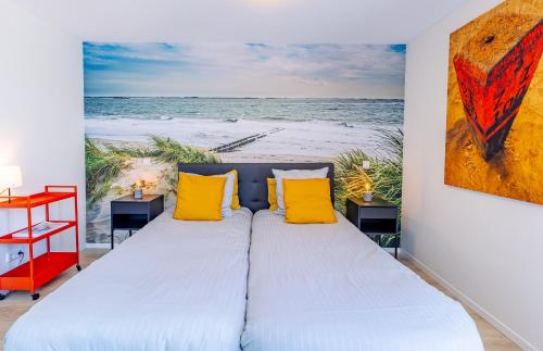 Roosjesweg 2 Gastenkamer met parkeerplaats en terras EG