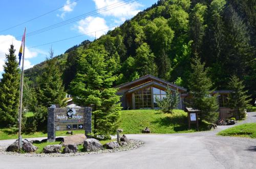 Hüttenhotel Husky Lodge