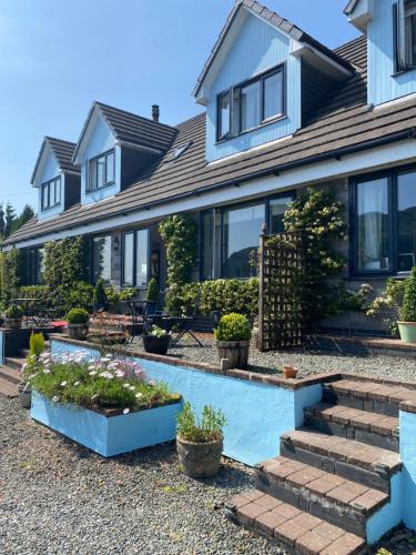 Rowan House Bed And Breakfast