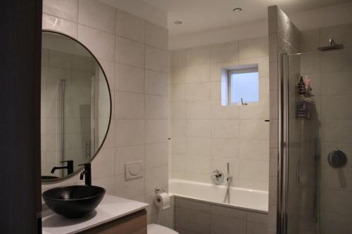 Ciche i przytulne apartamenty z widokiem na jezioro