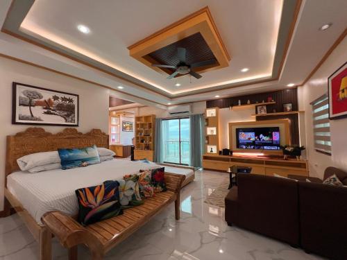 Luxury Vacation House Oceanfront in Lila, Bohol