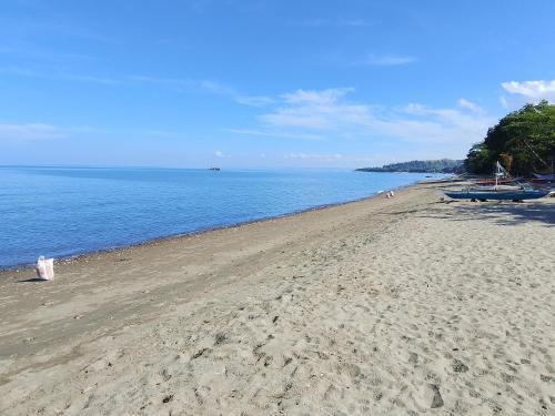 Sevens Hideaway Beach Resort