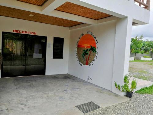 Sevens Hideaway Beach Resort