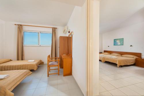 Bayside Hotel Katsaras