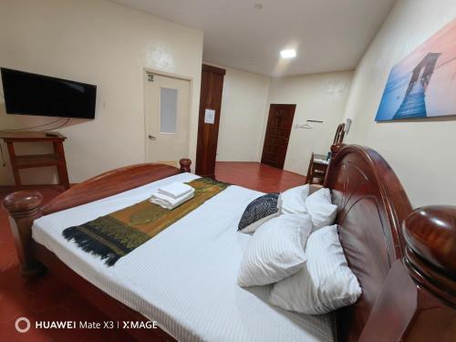 Kiwi's Hidden Resort