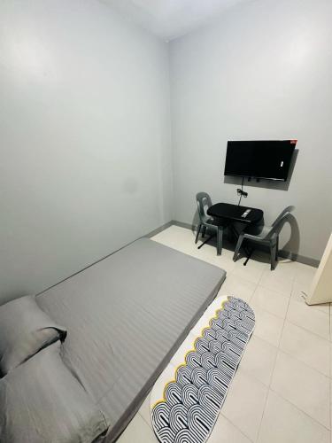 Yna's Place - Calapan City Staycation