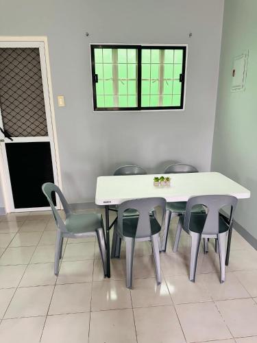 Yna's Place - Calapan City Staycation