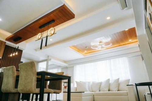 Avida Prime Suite with 3Bededrooms 35