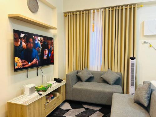 Jasrich Suite Behind SM trece martires HOPE RESIDENCES SMDC