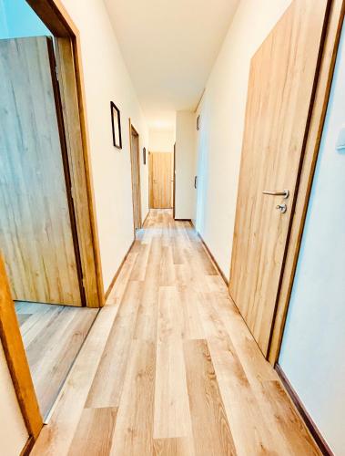 ZAROHEM 2 bedrooms APARTMENT in center with balcony