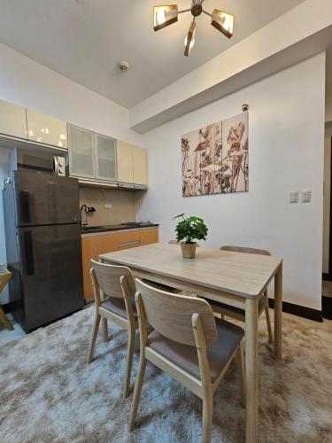 Affordable Condo Suite with 150mbps WIFI and Netflix