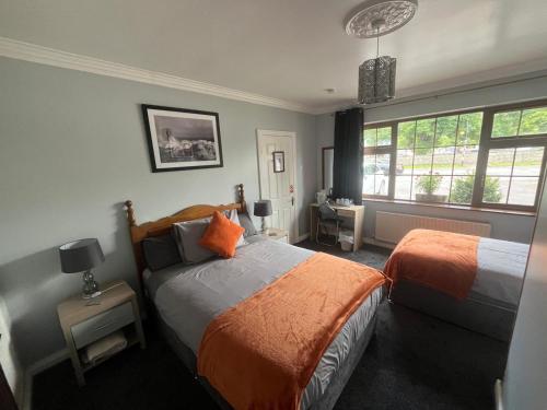 Manor Lodge B&B