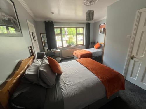 Manor Lodge B&B
