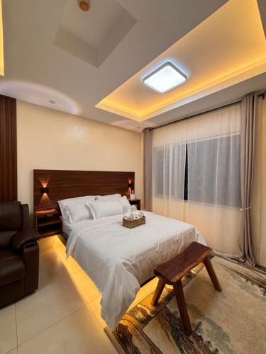 LA Amore Place Aspire Tower Nuvo City Libis