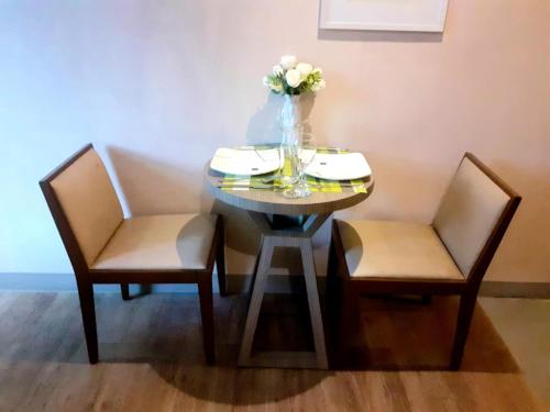Cozy Unit in Makati