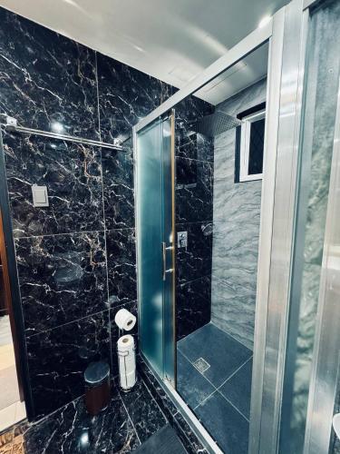 Serenity Suites Manila Birch Tower