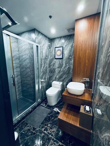 Serenity Suites Manila Birch Tower