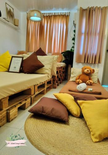 El Nissi Staycation, FAMILY & CONTEMPORARY CABIN, Adjacent Rooms, Enchanted Kingdom