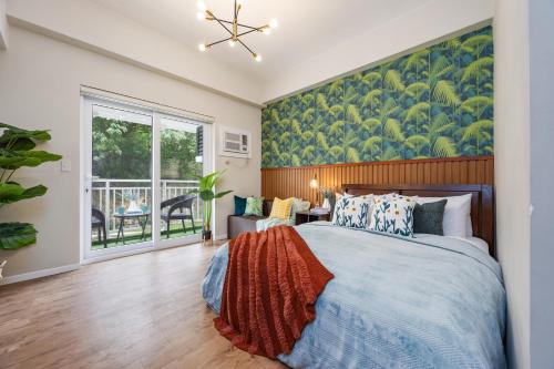 AMANI 107B, 3 Minutes to Airport, with Gym & Pool , FAST WIFI, Free Netflix