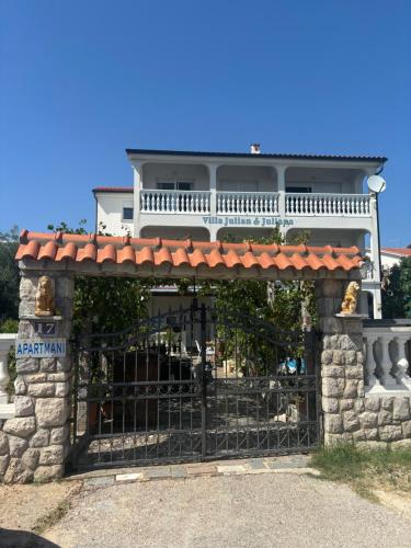 Villa Julian & Juliana