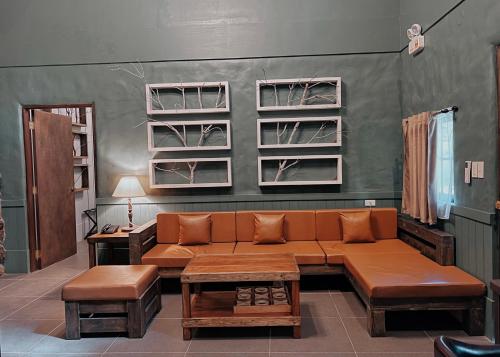 The Old Grove Farmstead