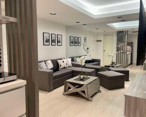 High-end 2BR Condo Boracay Tower - Azure Residences near Manila Airport