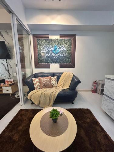 Win In Tuloyan Azure staycation