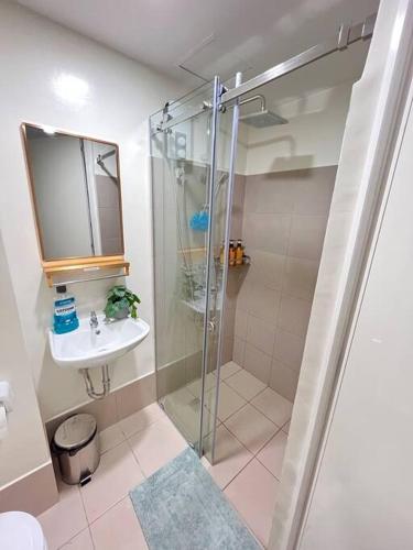 University Belt Cozy Studio at Vista Recto-33rd Floor